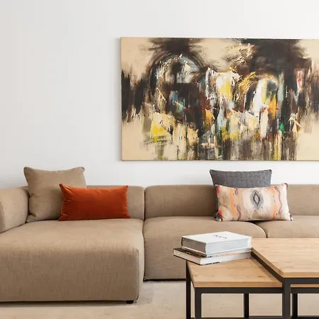 Large In Playas Del Duque Appartement *