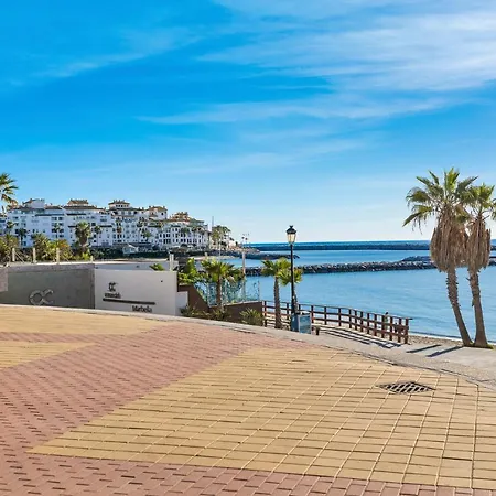Large In Playas Del Duque Marbella
