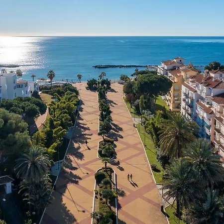 Large In Playas Del Duque * Marbella